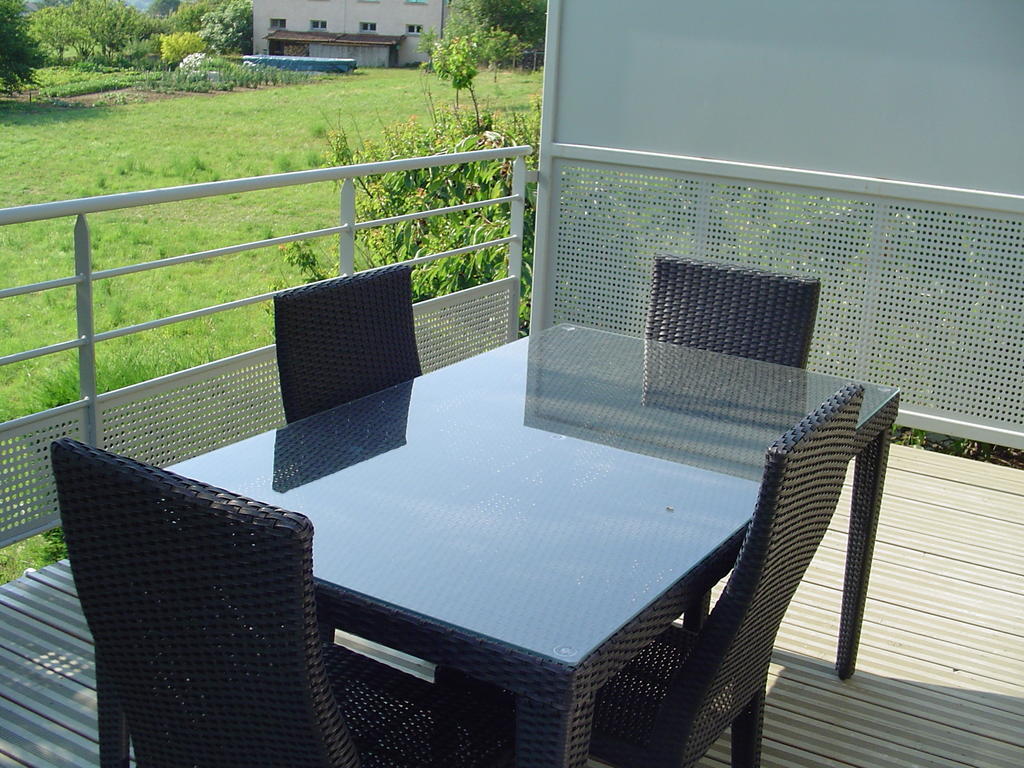 La Cabane De Pepe Emilien Bed & Breakfast Chomerac ภายนอก รูปภาพ