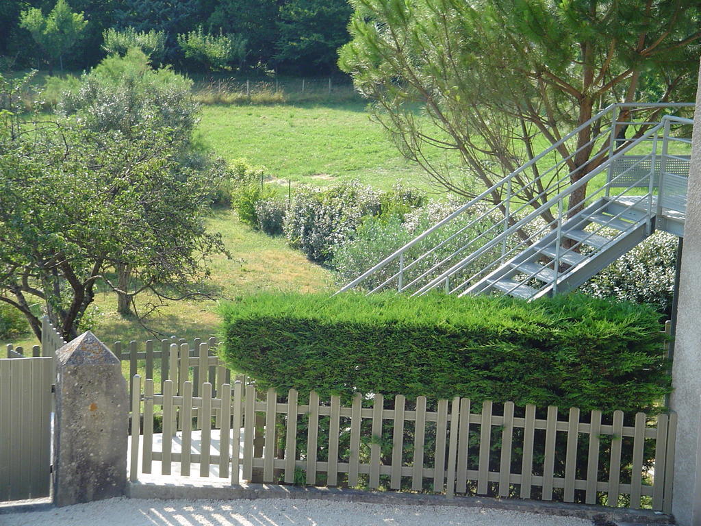 La Cabane De Pepe Emilien Bed & Breakfast Chomerac ภายนอก รูปภาพ
