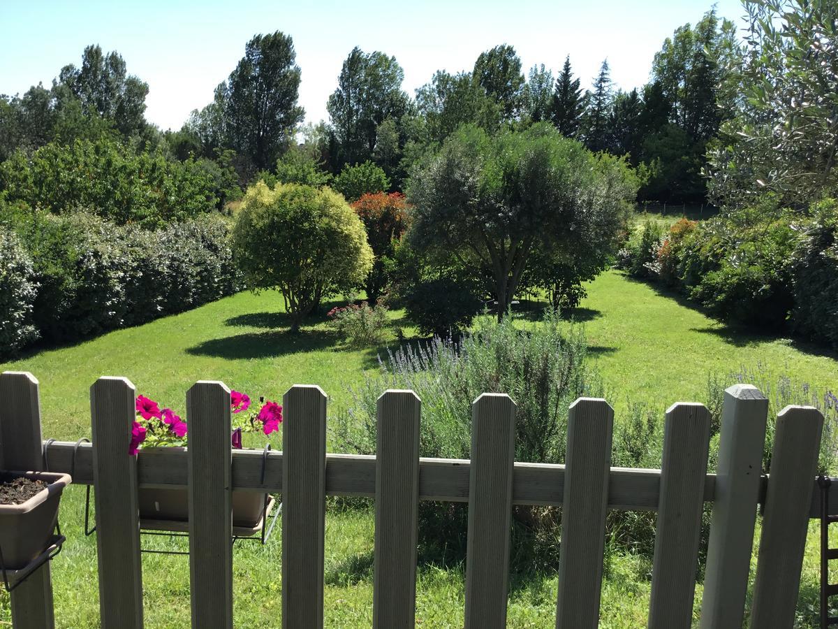 La Cabane De Pepe Emilien Bed & Breakfast Chomerac ภายนอก รูปภาพ